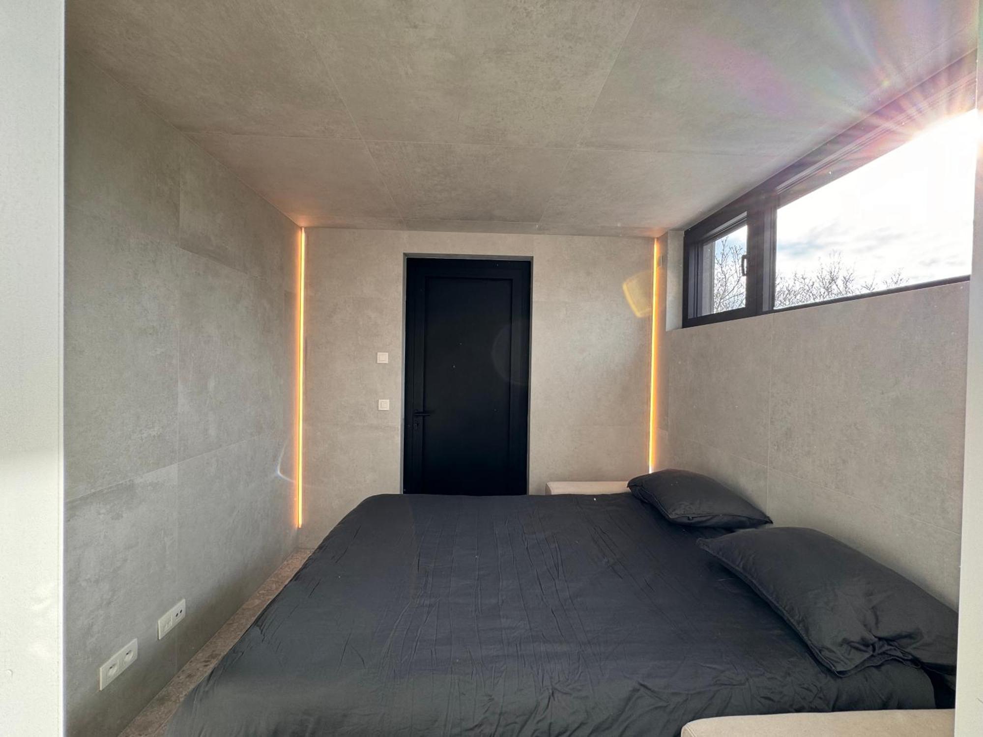 Apartment L'O Reine Of Budgetkamer The Box Sint-Pieters-Leeuw 외부 사진